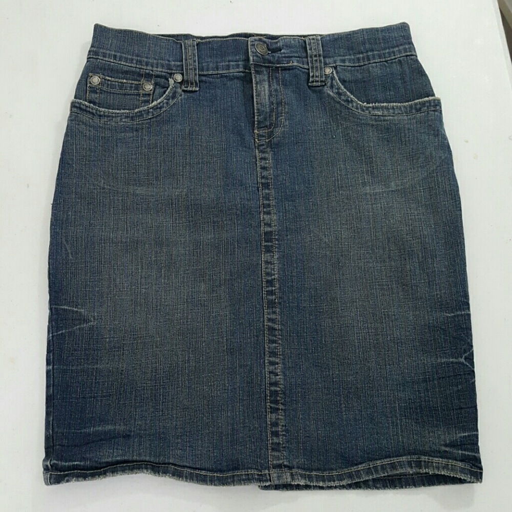 Hydraulic Knee Length Denim Skirt